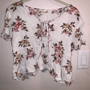 Cropped floral blouse